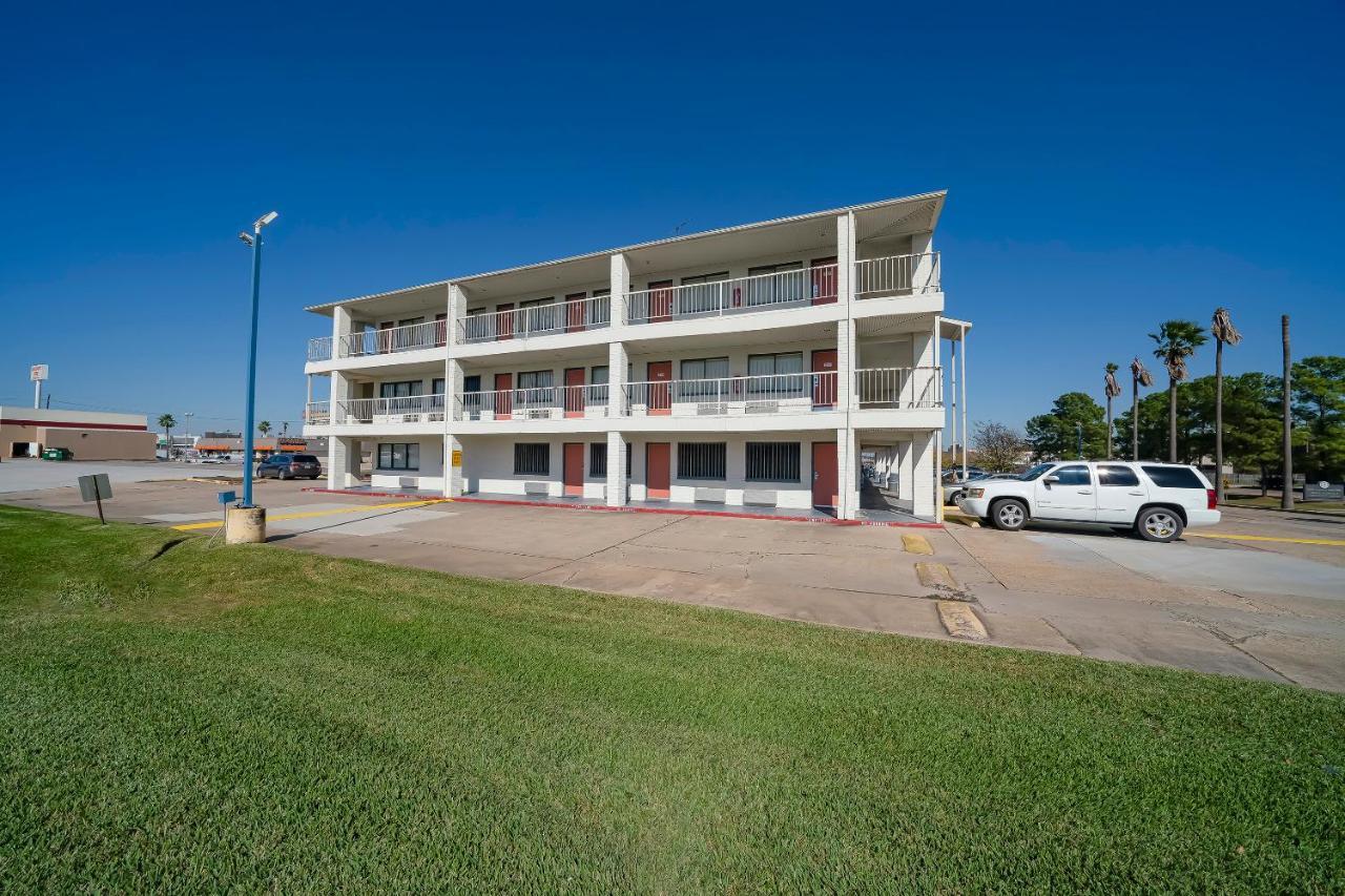 Americas Best Value Inn & Suites Humble Exterior foto