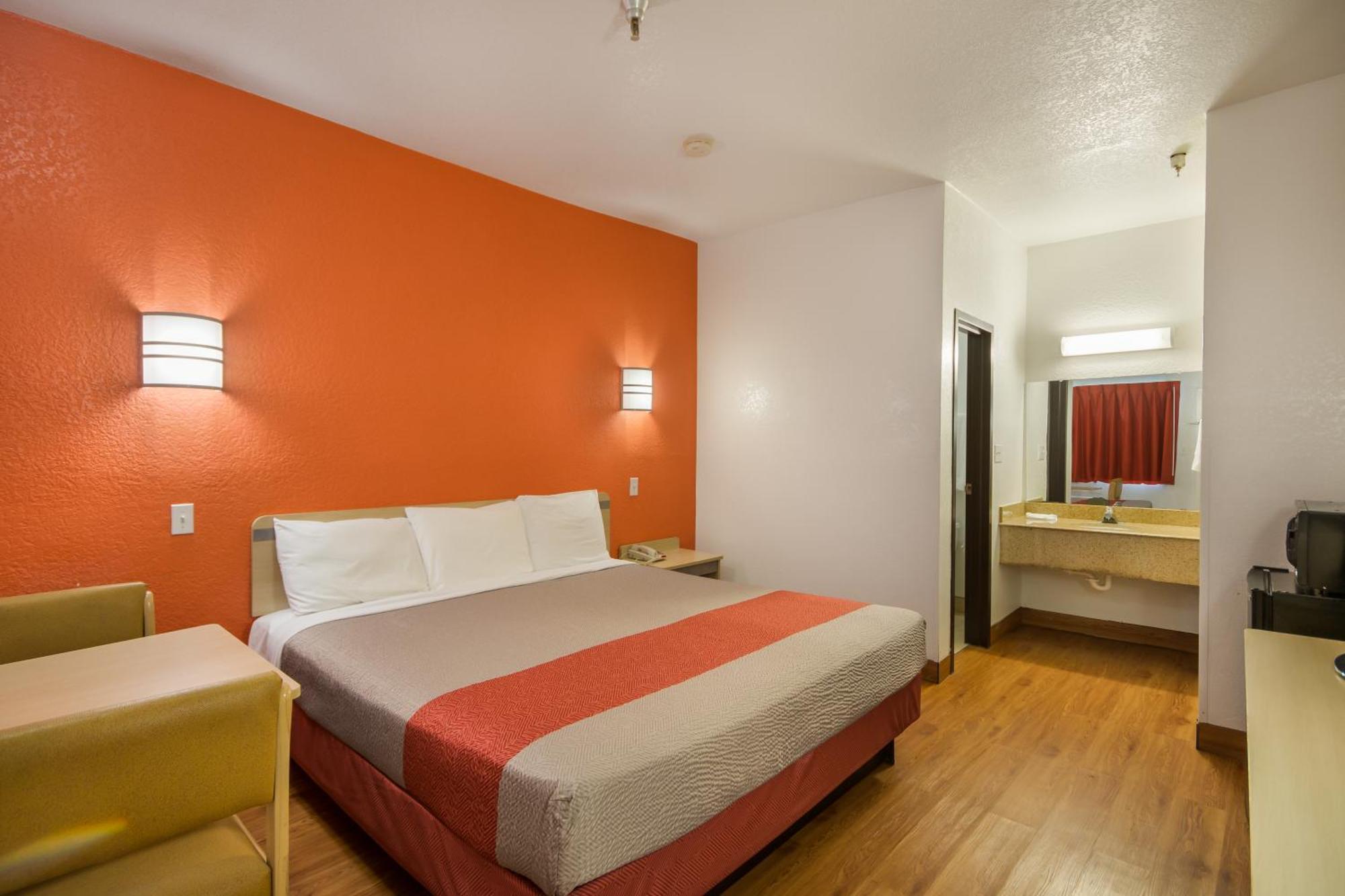 Americas Best Value Inn & Suites Humble Exterior foto